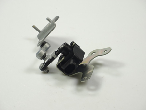 Taka-aks.anturi+vivut oik.W204,W207,W212,W218 OEM A2129053002